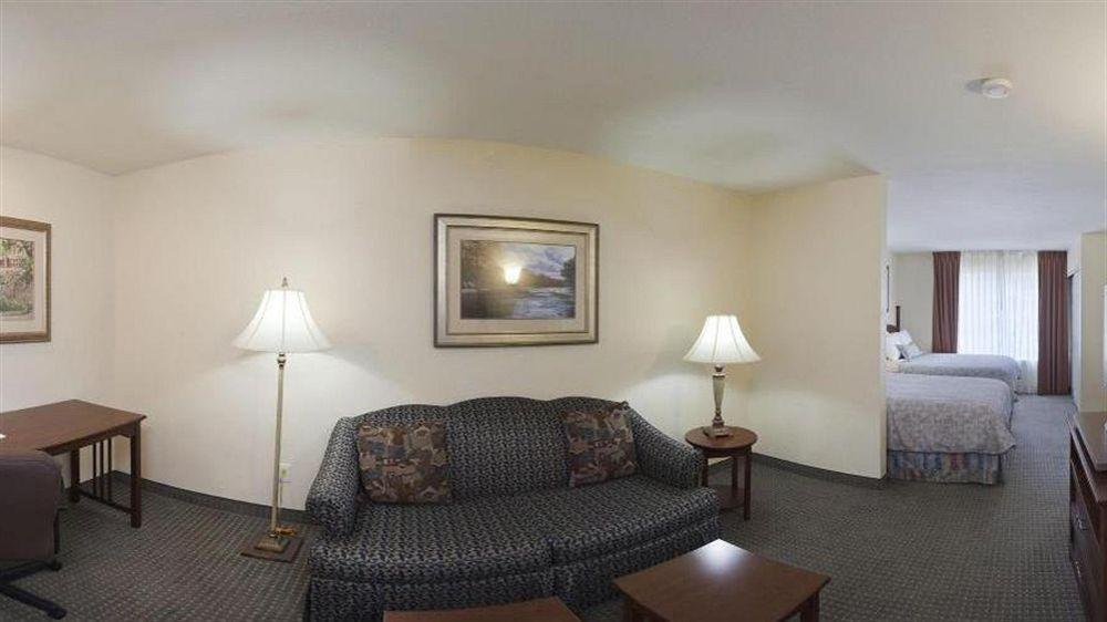 Staybridge Suites Dallas/Addison, An Ihg Hotel Zewnętrze zdjęcie